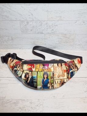 Multicolor Magazine-Cover Print Waist Bag Michelle Obama and Barack Obama